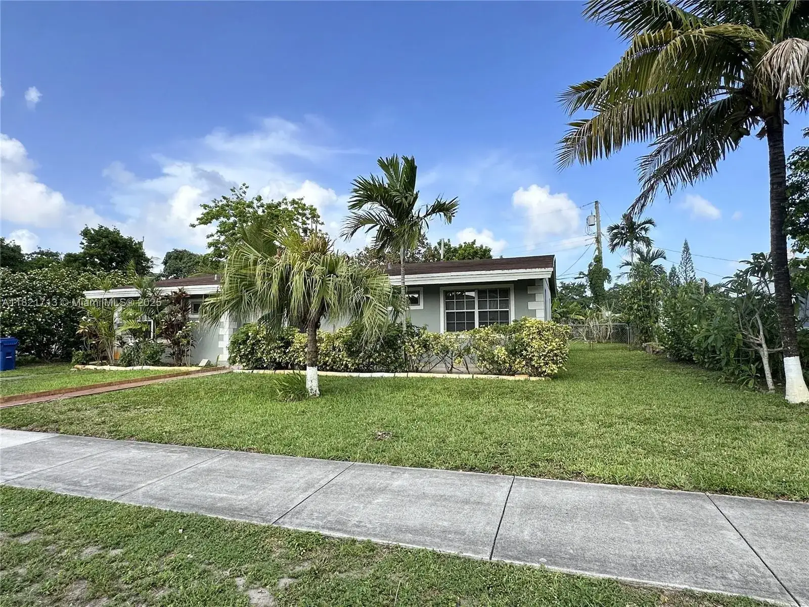 3 bedroom 2 bath Residential for sale at 19611 NW 4th Ave, Miami Gardens FL 33169