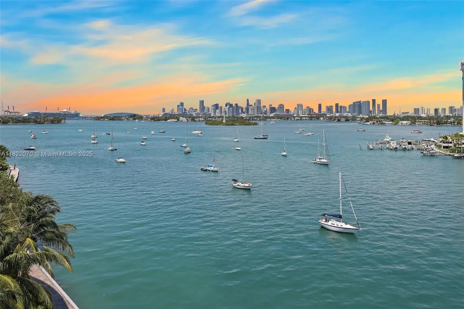 2 bedroom 3 bath Residential for sale at 1445 16th St # 801, Miami Beach FL 33139