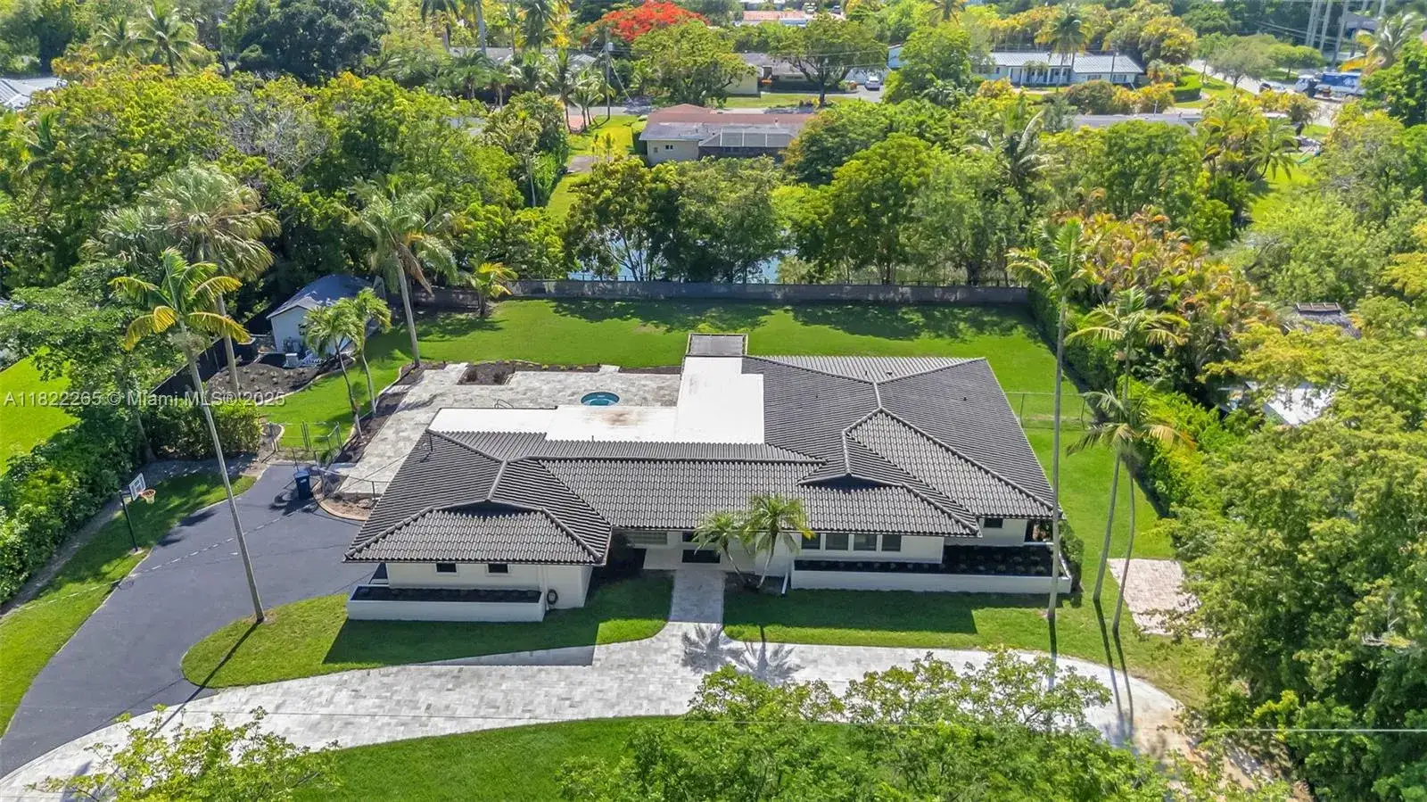 4 bedroom 3 bath Residential for sale at 11230 SW 69th Ct, Pinecrest FL 33156
