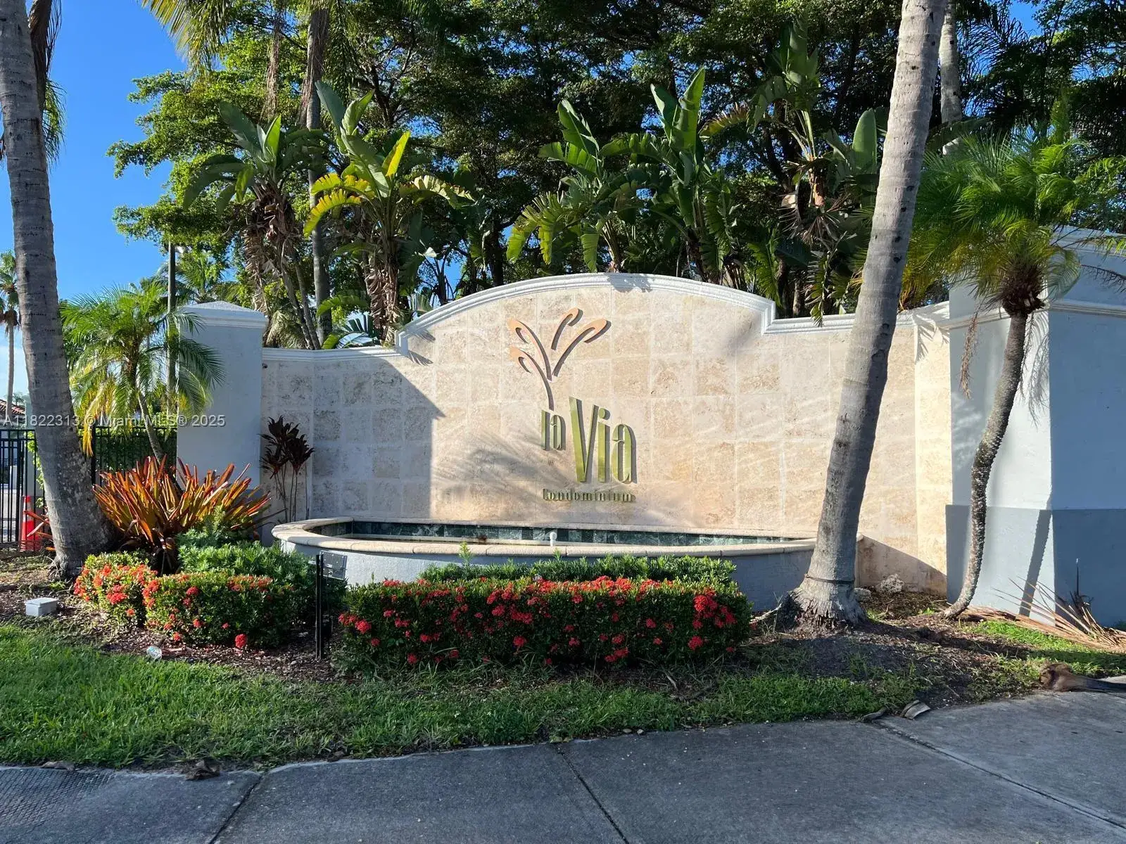 2 bedroom 2 bath Residential Lease for rent at 9645 NW 1st Ct # 209, Pembroke Pines FL 33024