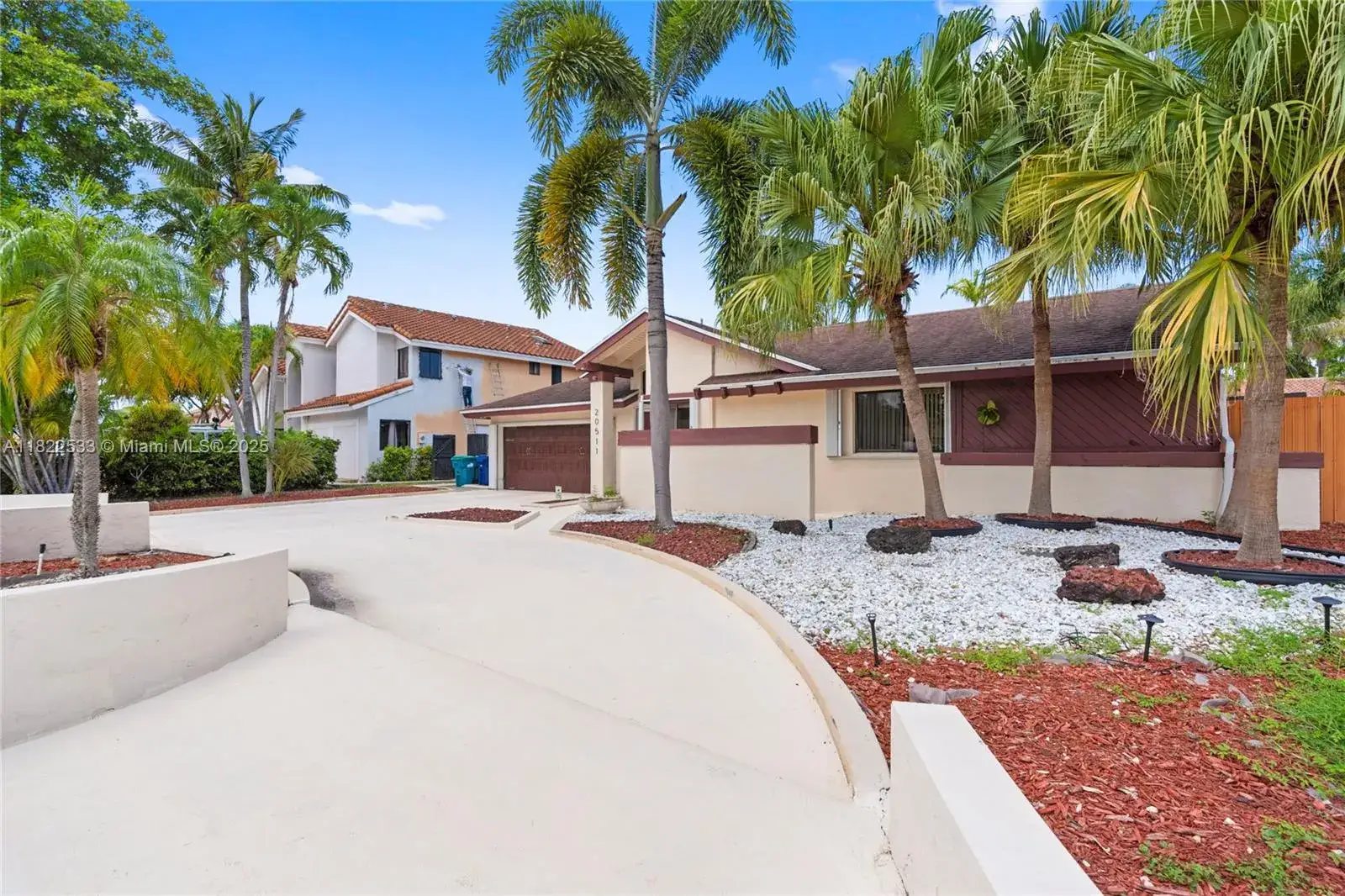 3 bedroom 2 bath Residential for sale at 20511 NE 7th Ct, Miami FL 33179
