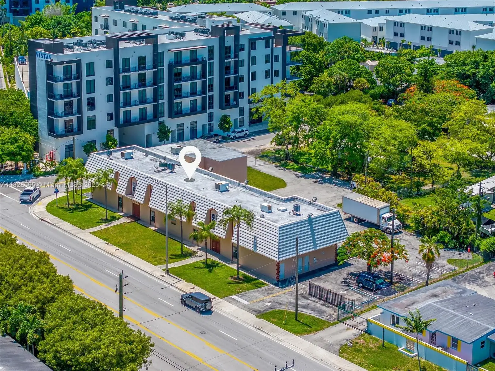 Commercial Sale for sale at 9765 SW 184th St, Palmetto Bay FL 33157