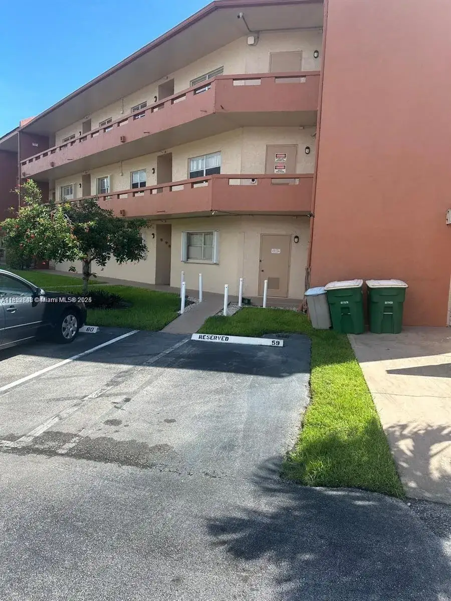 2 bedroom 2 bath Residential for sale at 8834 W Mcnab Rd # 302, Tamarac FL 33321