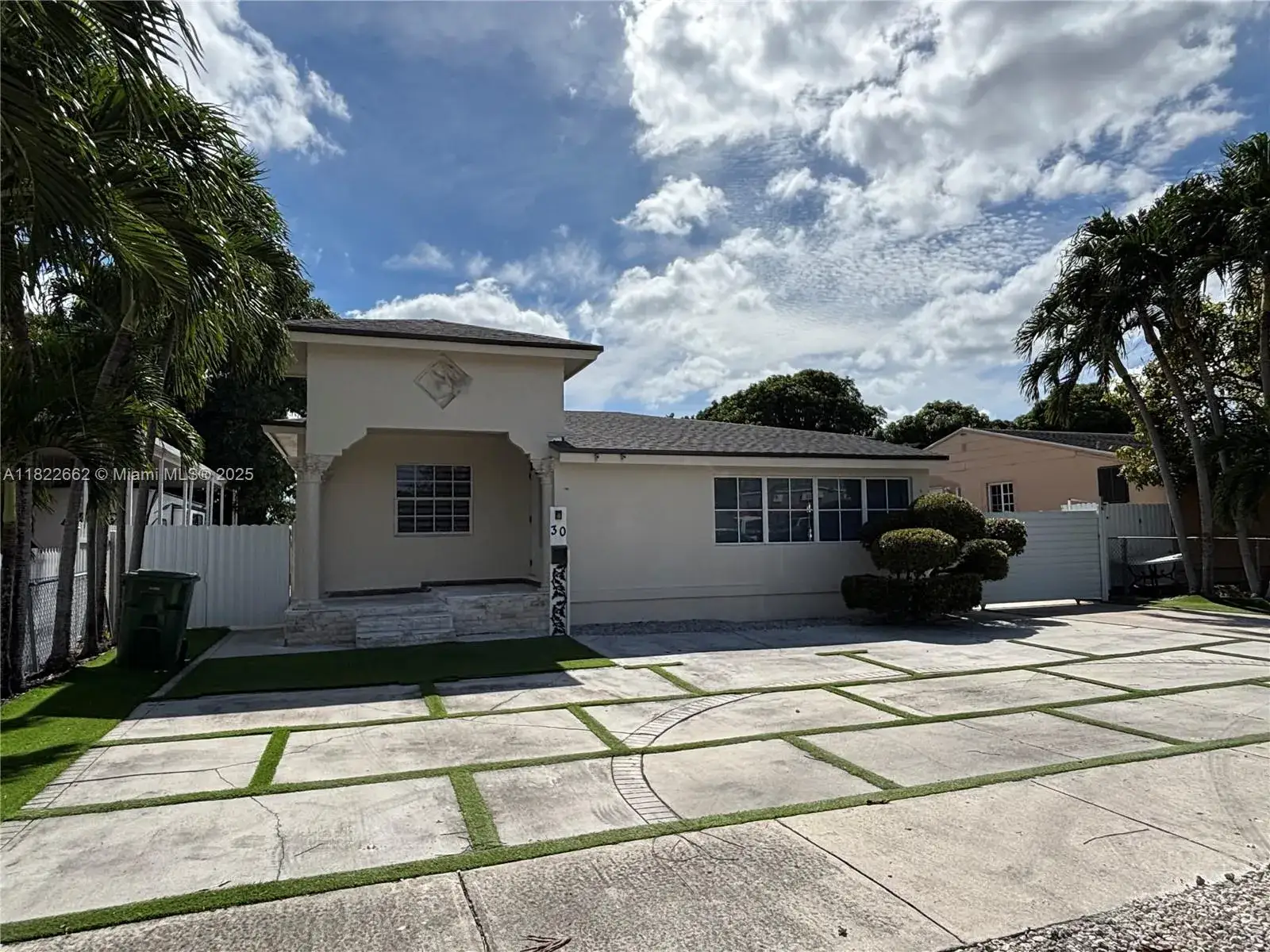 3 bedroom 2 bath Residential Lease for rent at 30 E 44th St, Hialeah FL 33013