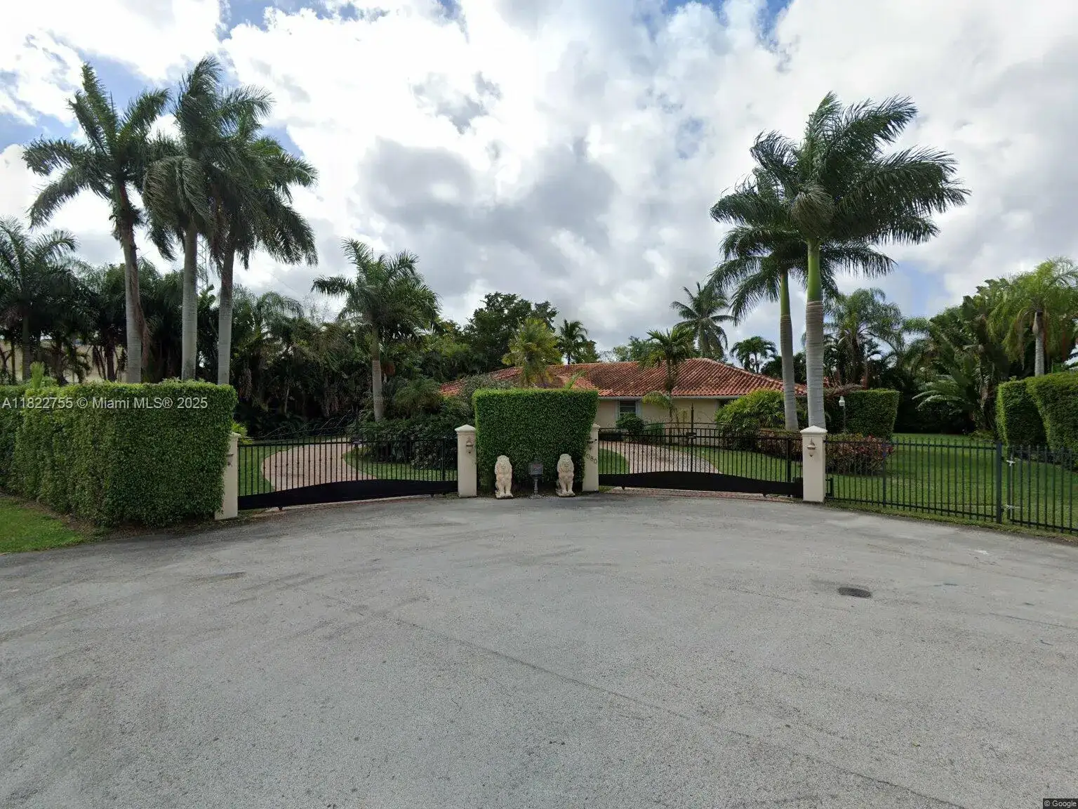 5 bedroom 4 bath Residential for sale at 7080 SW 98th Ave, Miami FL 33173