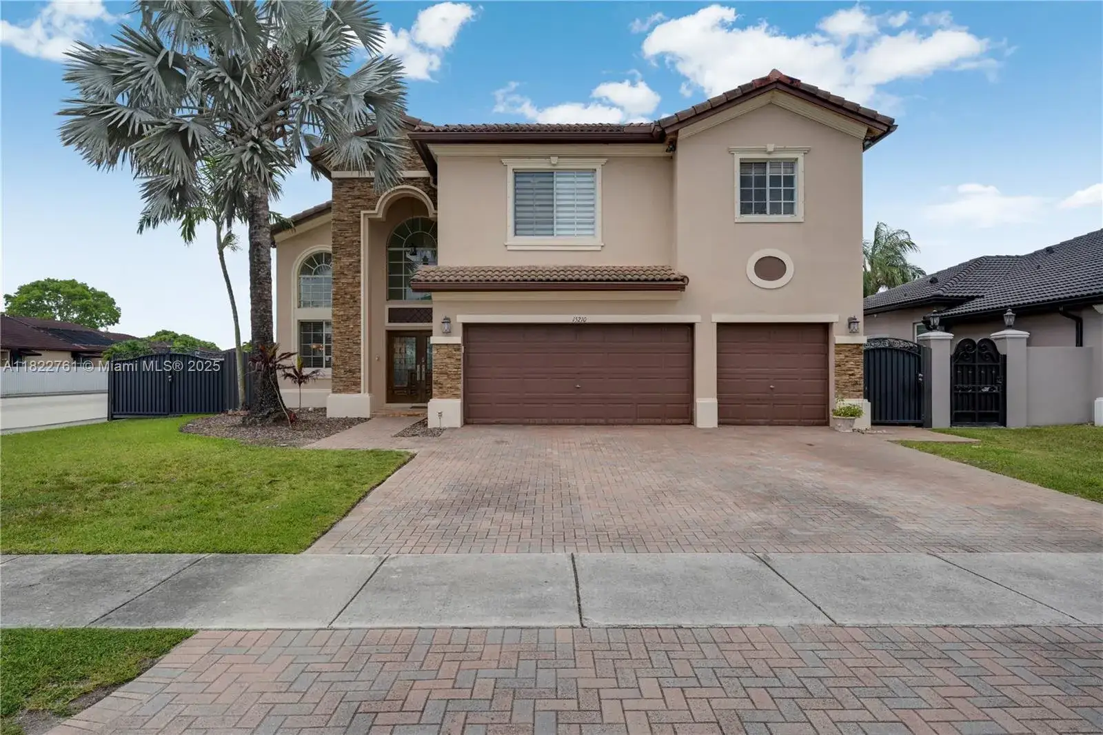 6 bedroom 3 bath Residential for sale at 15210 SW 15th St, Miami FL 33194