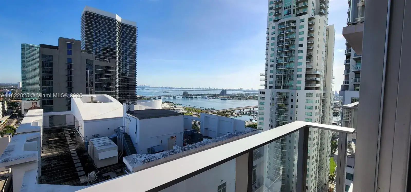 1 bath Residential Lease for rent at 227 NE 2nd Street # 2907, Miami FL 33132