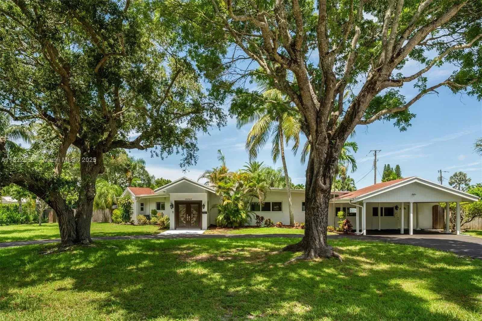 5 bedroom 4 bath Residential Lease for rent at 12525 SW 72nd Ave, Pinecrest FL 33156