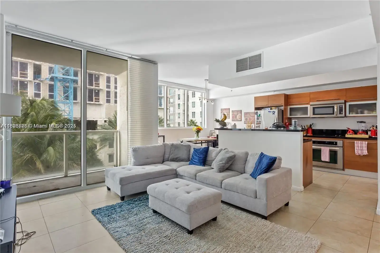 2 bedroom 2 bath Residential for sale at 253 NE 2nd St # 1108, Miami FL 33132