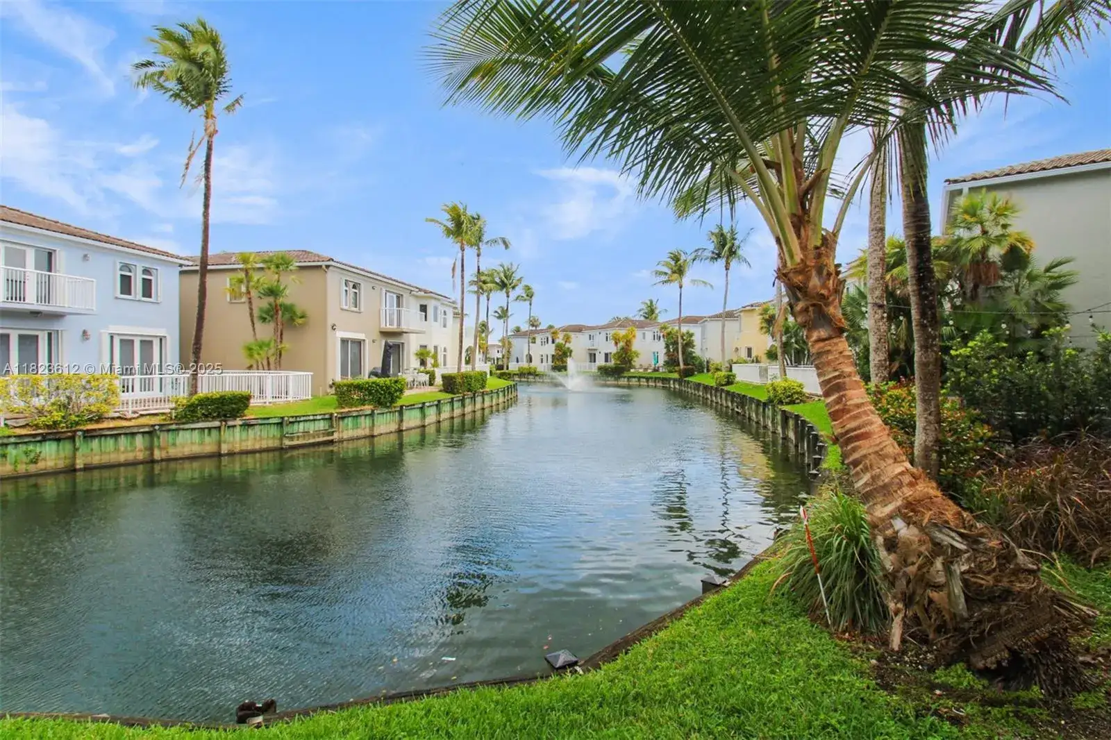 3 bedroom 2 bath Residential for sale at 21025 NE 31st Ave, Aventura FL 33180