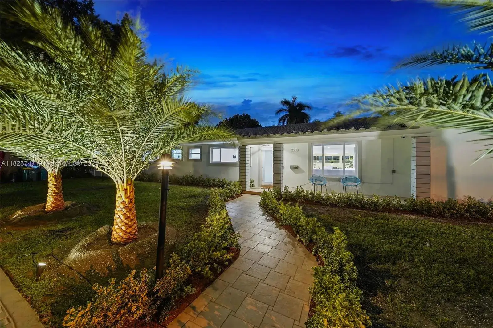 4 bedroom 3 bath Residential for sale at 11530 NE 7th Ave, Biscayne Park FL 33161