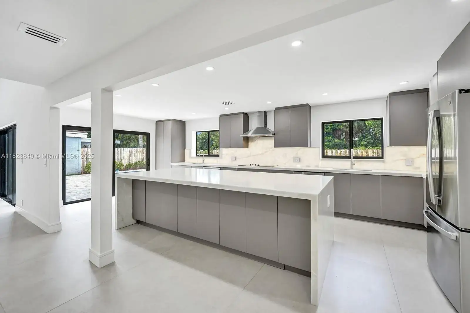 4 bedroom 3 bath Residential for sale at 7340 Andorra Pl, Boca Raton FL 33433