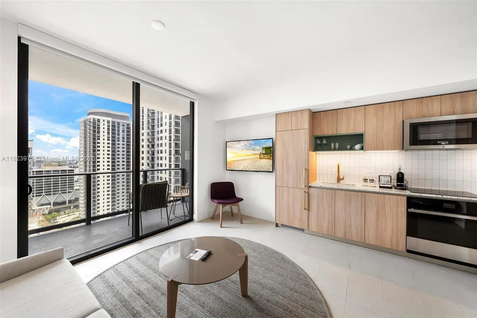 1 bedroom 1 bath Residential for sale at 601 NE 1st Ave # 2703, Miami FL 33132