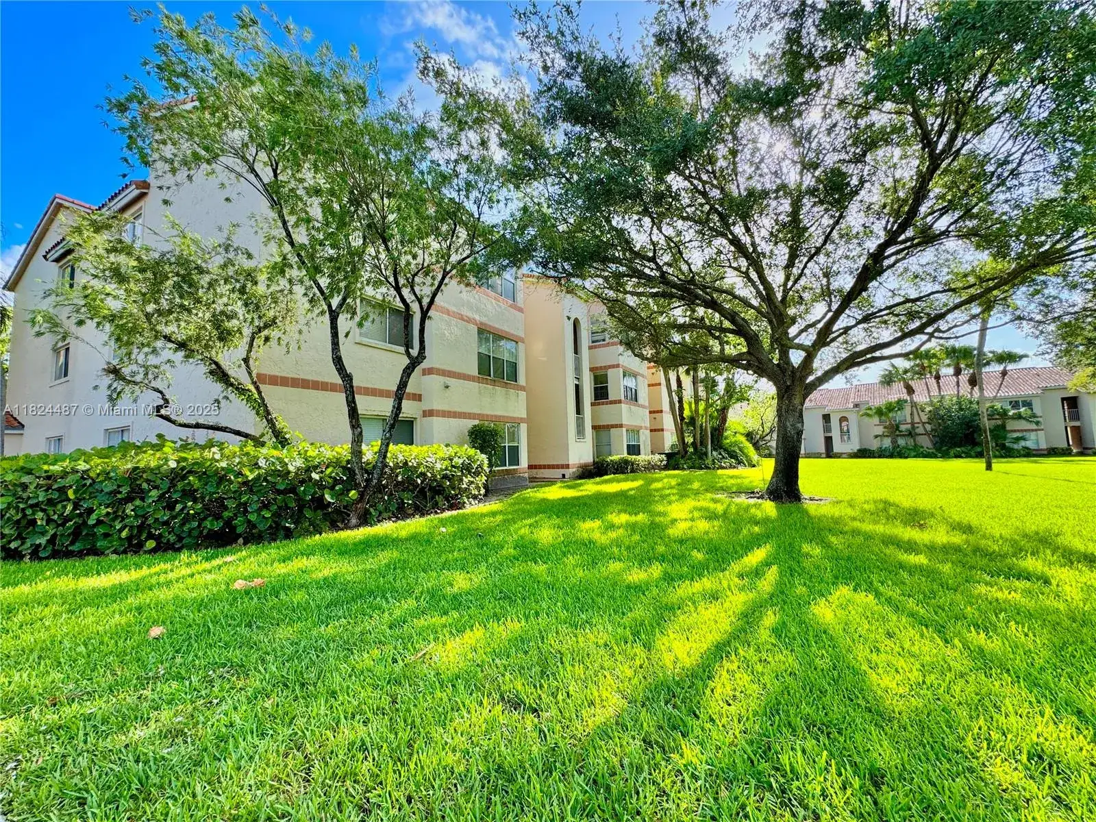 2 bedroom 2 bath Residential Lease for rent at 3360 N Pinewalk Dr N # 1312, Margate FL 33063