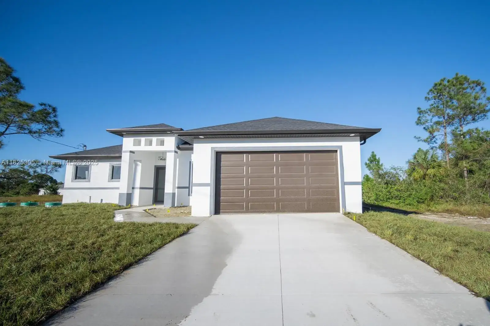 3 bedroom 2 bath Residential for sale at 1268 HILLCREST ST E, Lehigh Acres FL 33974