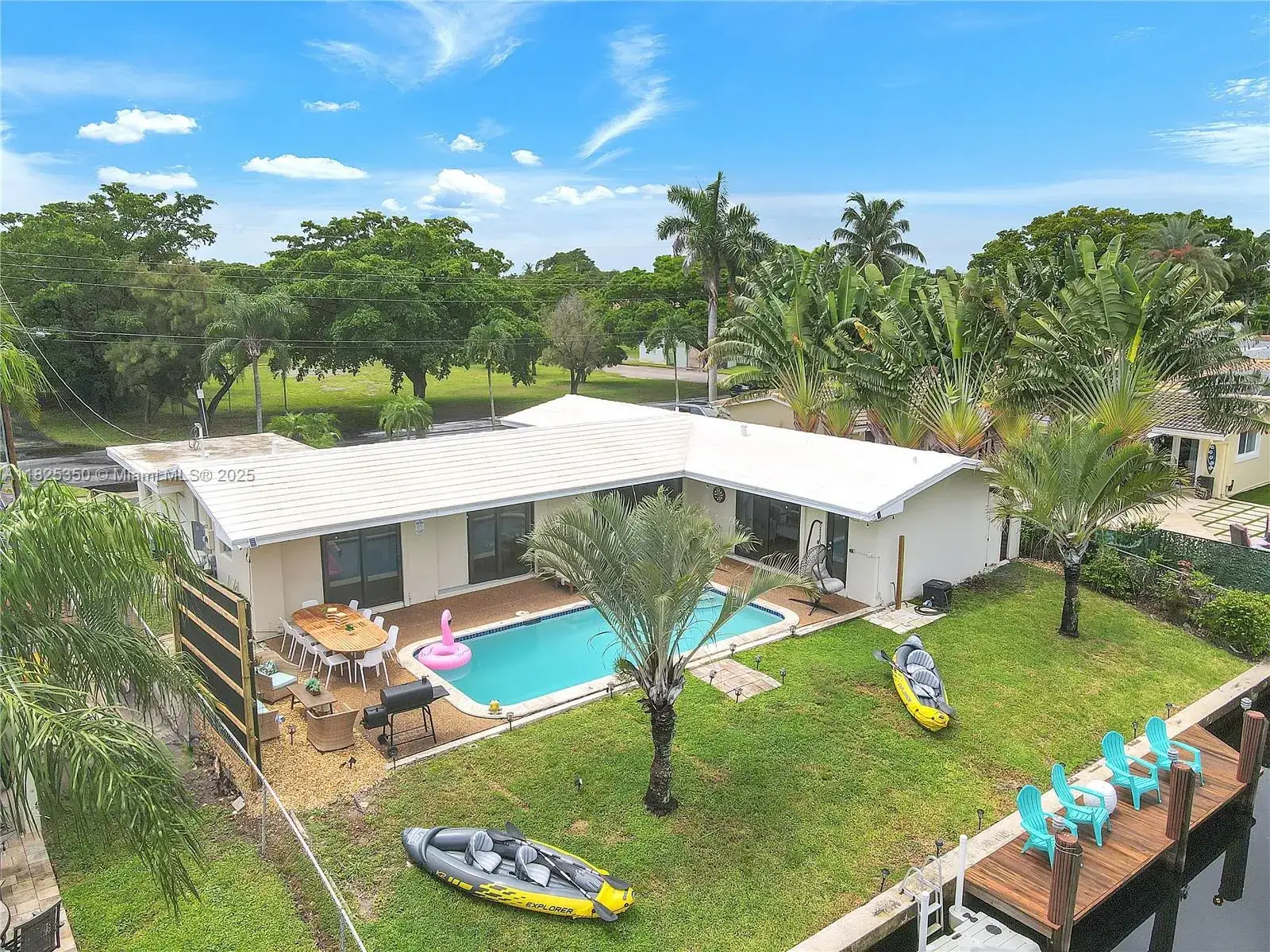 3 bedroom 2 bath Residential Lease for rent at 151 SE 9th Ct, Pompano Beach FL 33060