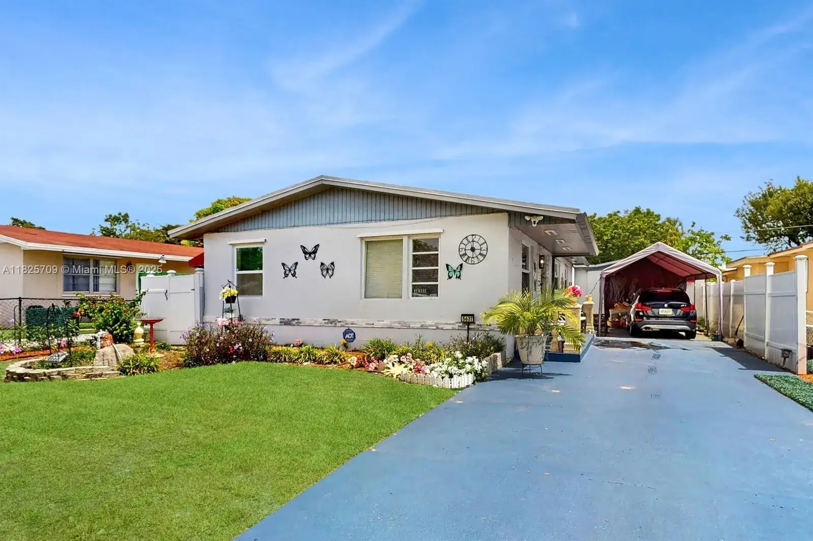 4 bedroom 2 bath Residential for sale at 5637 SW 40th St, West Park FL 33023
