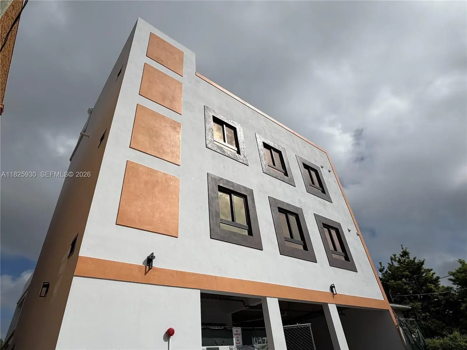 Residential Income for sale at 1037 NW 2nd St, Miami FL 33128