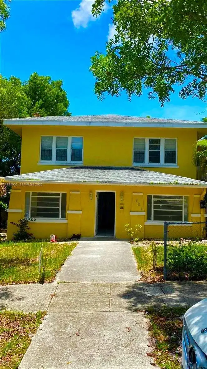 3 bedroom 1 bath Residential Lease for rent at 706 9th St # 2, West Palm Beach FL 33401