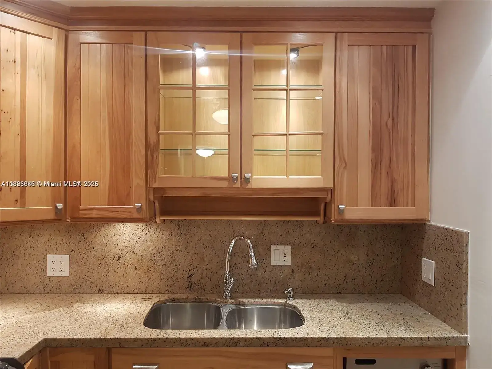 1 bedroom 1 bath Residential for sale at 253 S Cypress Rd # 237, Pompano Beach FL 33060