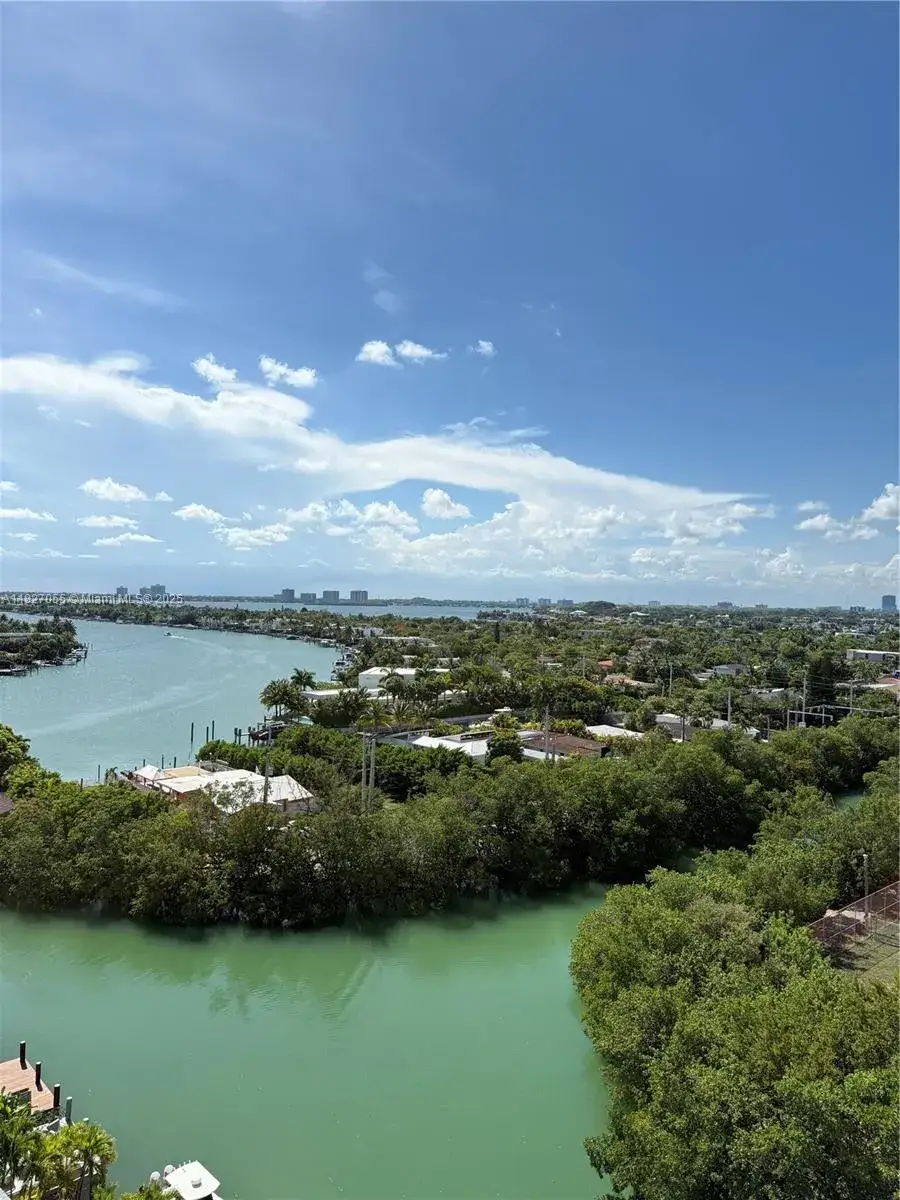 2 bedroom 2 bath Residential for sale at 7441 Wayne Ave # 10E, Miami Beach FL 33141