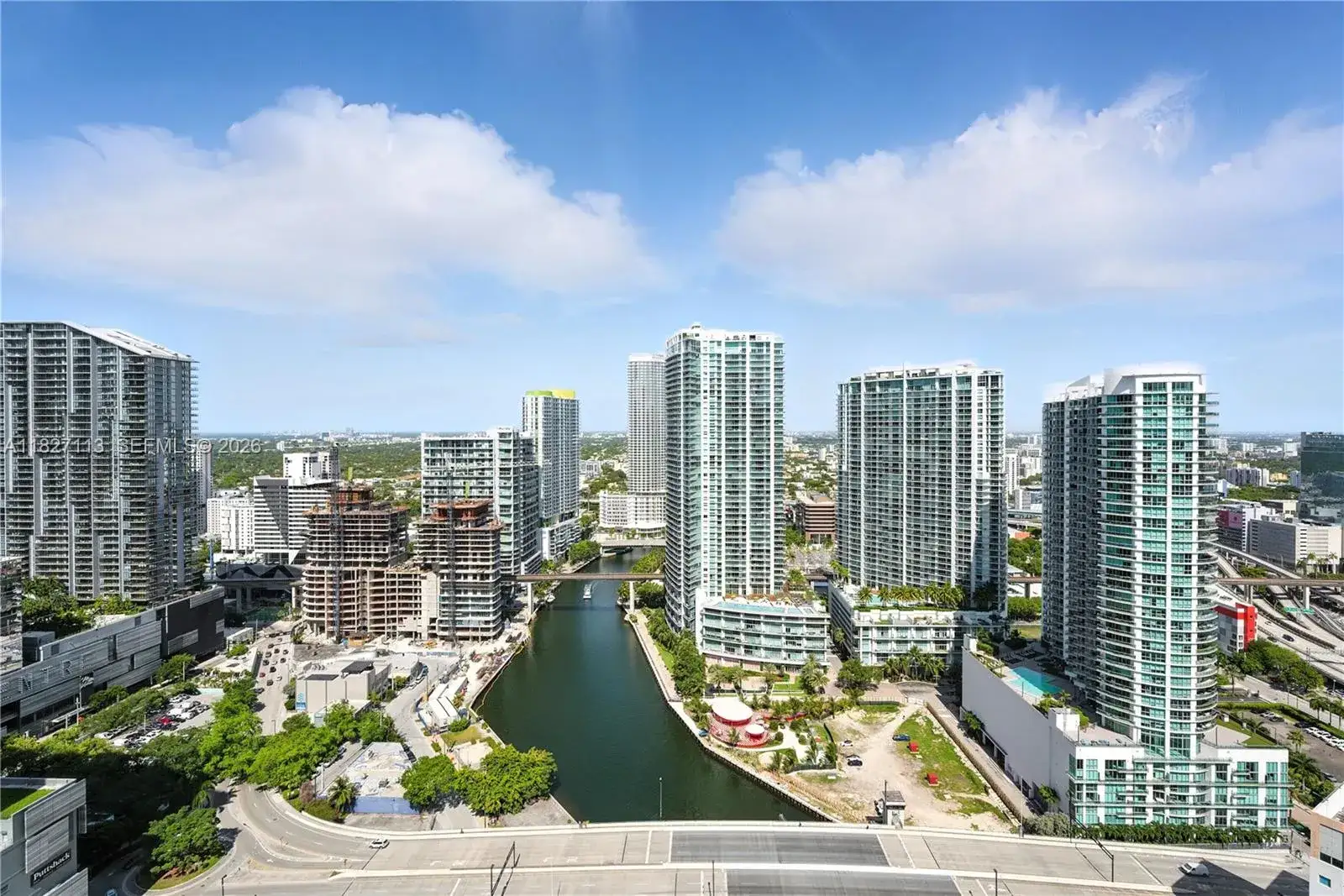 3 bedroom 2 bath Residential for sale at 31 SE 5th St # 4021, Miami FL 33131