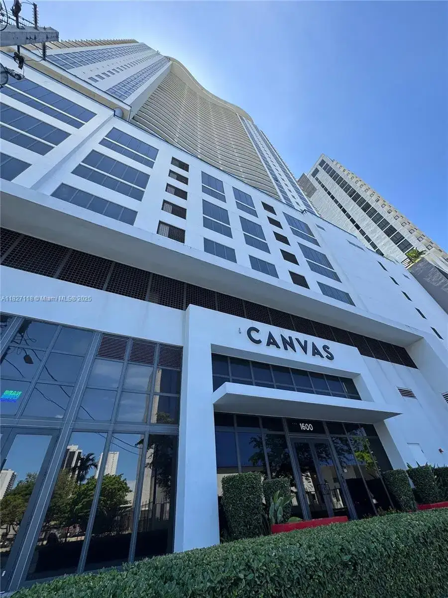 1 bedroom 1 bath Residential Lease for rent at 1600 NE 1st Ave # 1517, Miami FL 33132