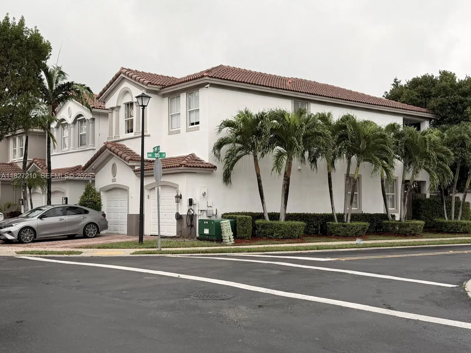 4 bedroom 2 bath Residential for sale at 8513 NW 109th Ct, Doral FL 33178