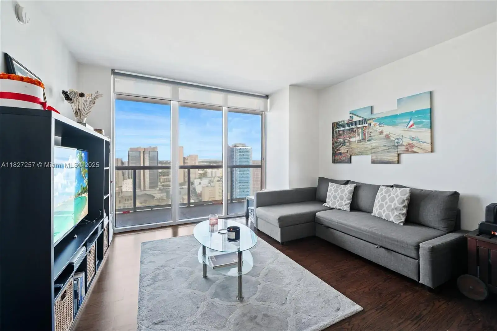 1 bedroom 1 bath Residential for sale at 50 Biscayne Blvd # 3605, Miami FL 33132