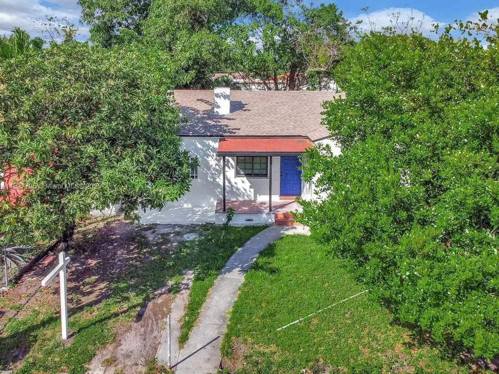 3 bedroom 2 bath Residential for sale at 547 NW 49th St, Miami FL 33127