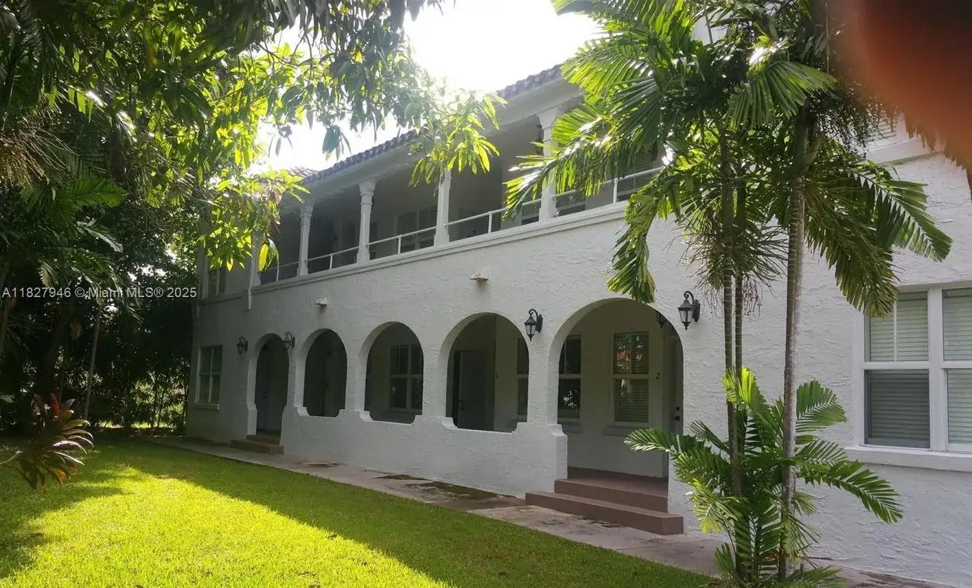 1 bedroom 1 bath Residential Lease for rent at 119 Cibao Ct # 5, Coral Gables FL 33134