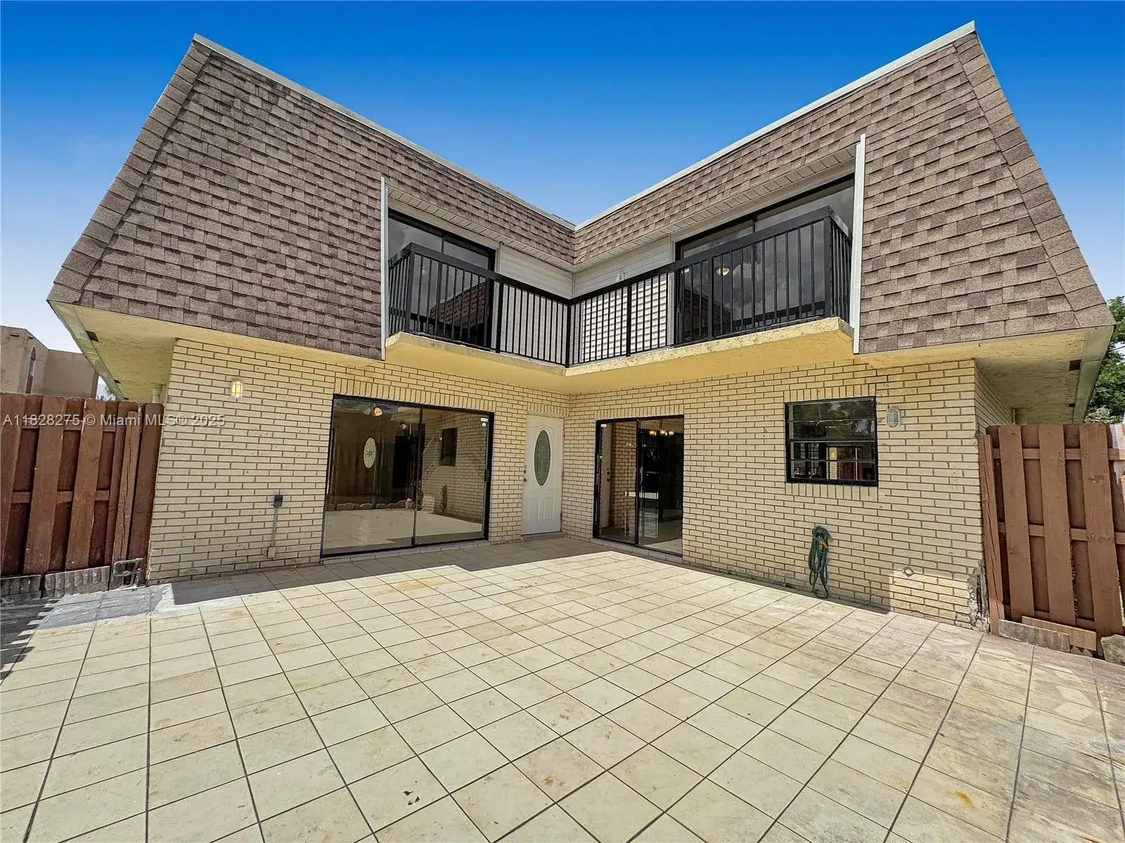 2 bedroom 2 bath Residential for sale at 8103 SW 24th St, North Lauderdale FL 33068
