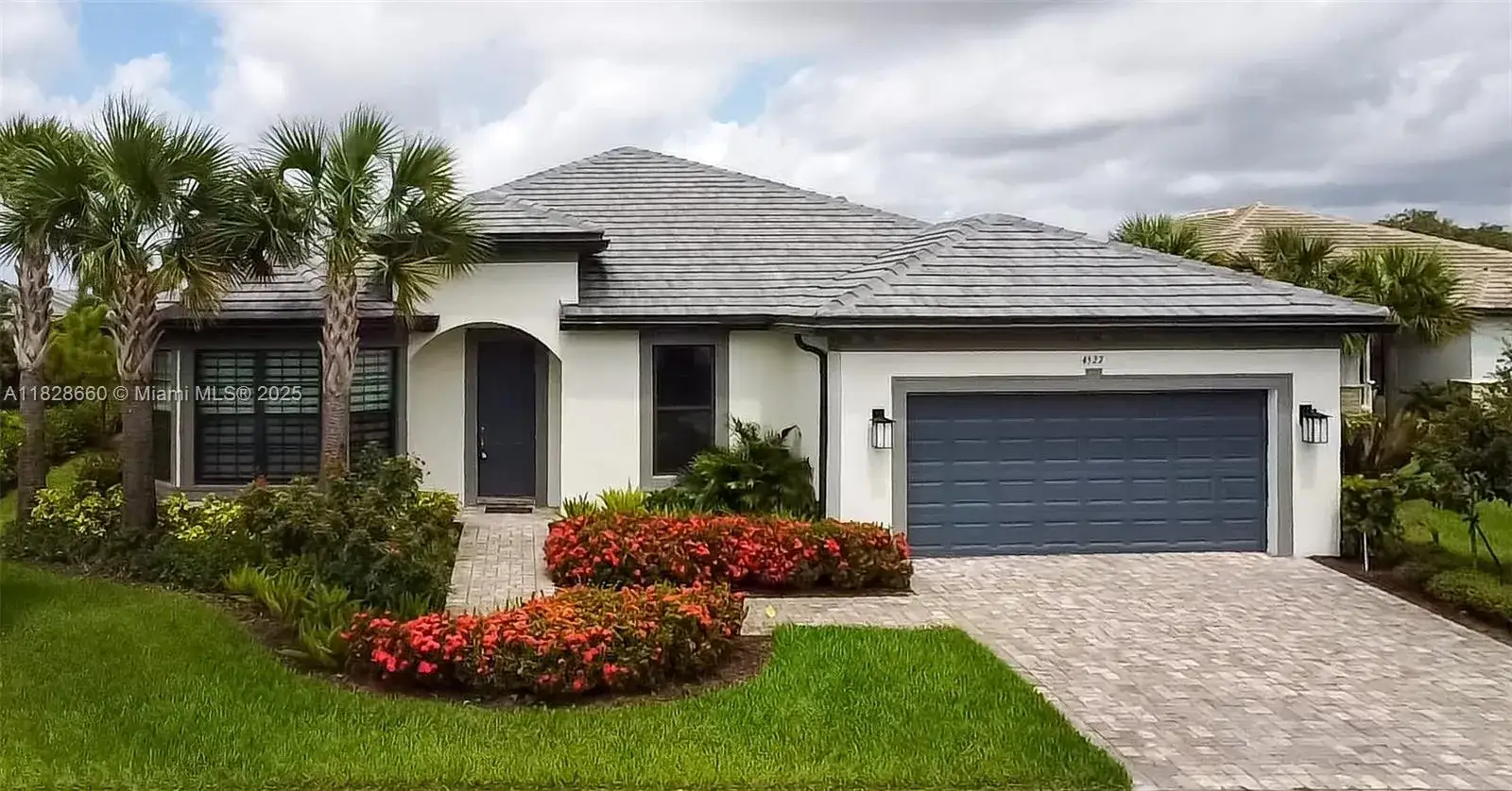 3 bedroom 2 bath Residential for sale at 4527 Blessed Place Dr, Oakland Park FL 33309