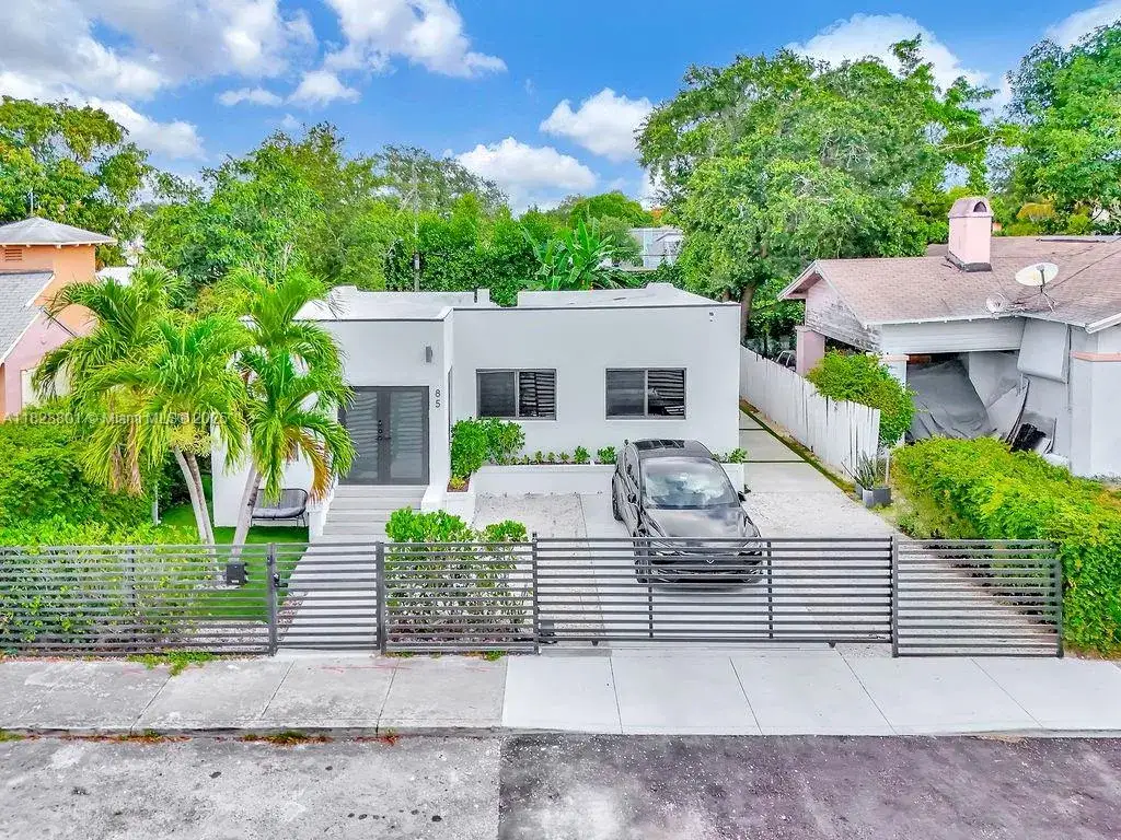4 bedroom 3 bath Residential Lease for rent at 85 NW 47th St # 0, Miami FL 33127