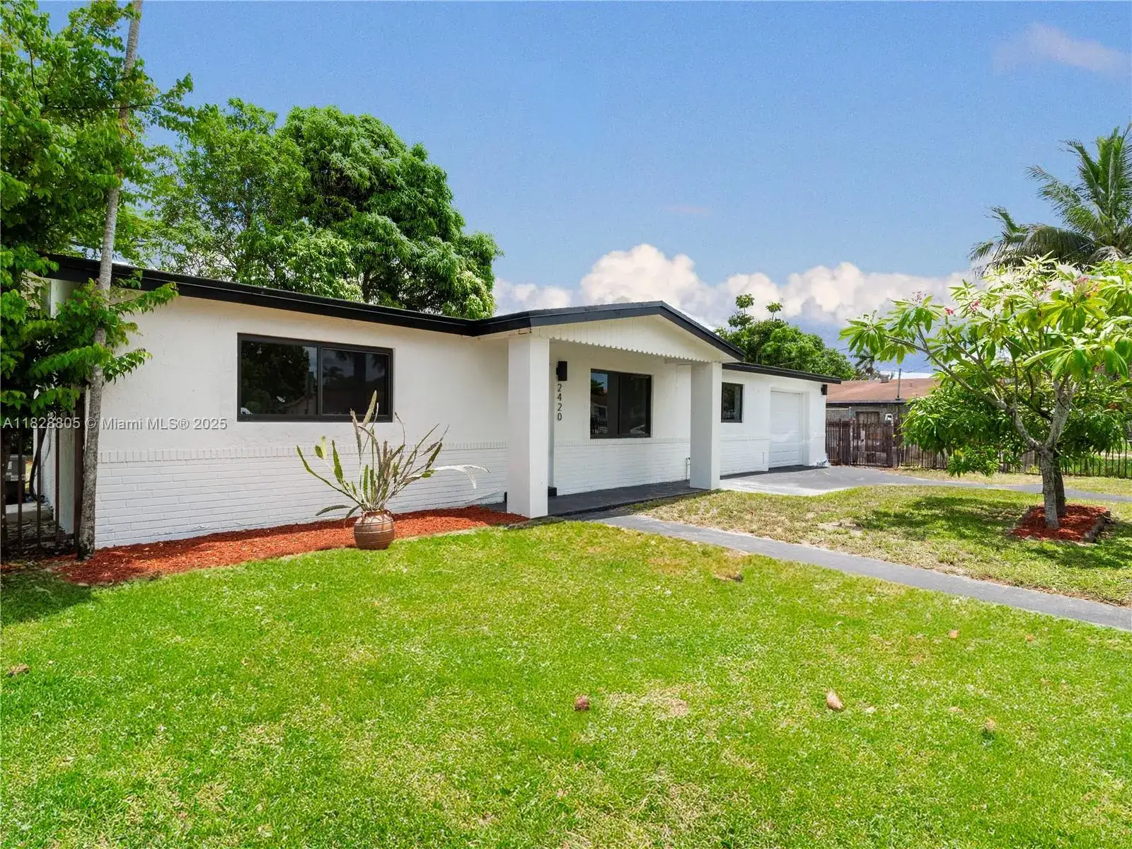 4 bedroom 1 bath Residential for sale at 2420 NW 175th St, Miami Gardens FL 33056