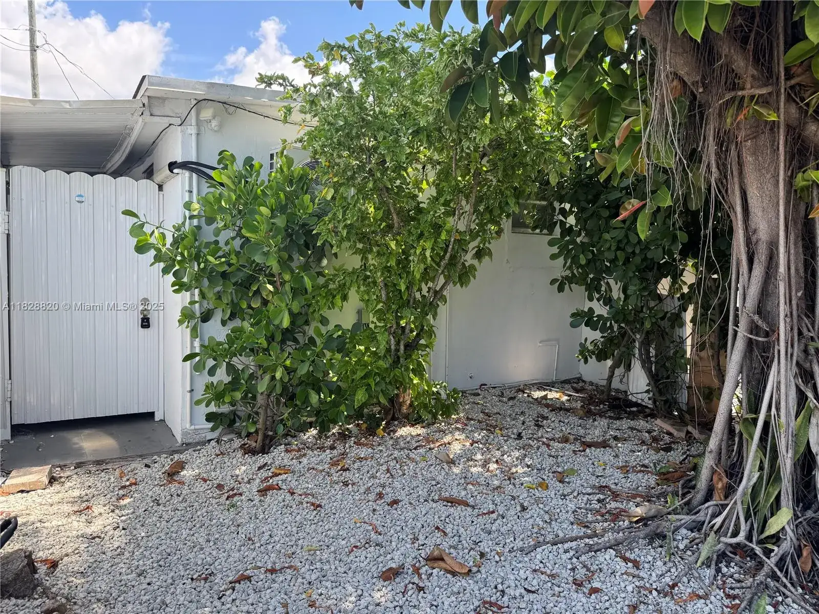 1 bath Residential Lease for rent at 2796 SW 34th Ct # 1, Miami FL 33133