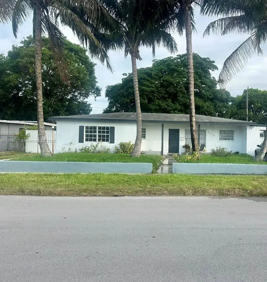 4 bedroom 2 bath Residential Lease for rent at 2970 NW 187th St # 2970, Miami Gardens FL 33056