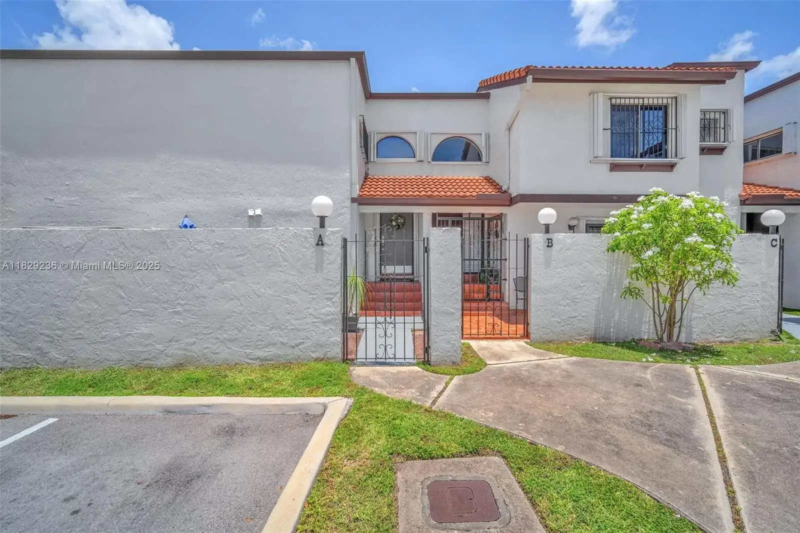 3 bedroom 2 bath Residential for sale at 1321 SW 124th Ct # A, Miami FL 33184