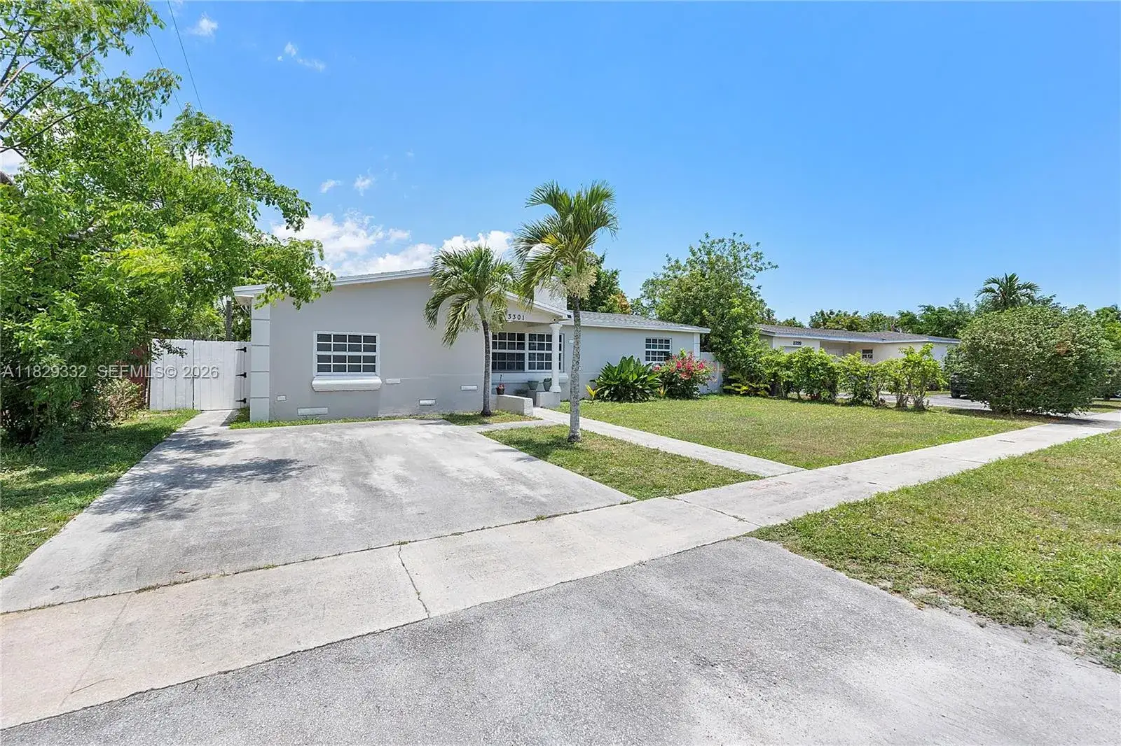 3 bedroom 2 bath Residential for sale at 3301 NW 42nd St, Lauderdale Lakes FL 33309