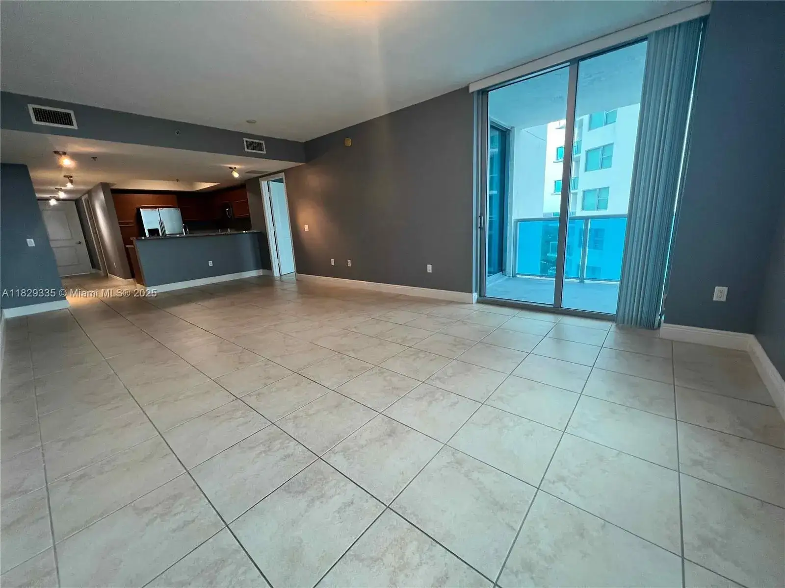 3 bedroom 3 bath Residential Lease for rent at 2641 N Flamingo Rd # 1701N, Sunrise FL 33323