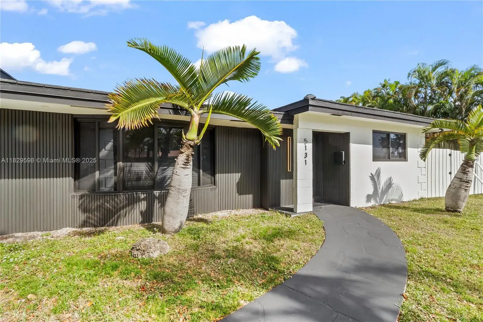 3 bedroom 2 bath Residential for sale at 5131 Monroe St, Hollywood FL 33021