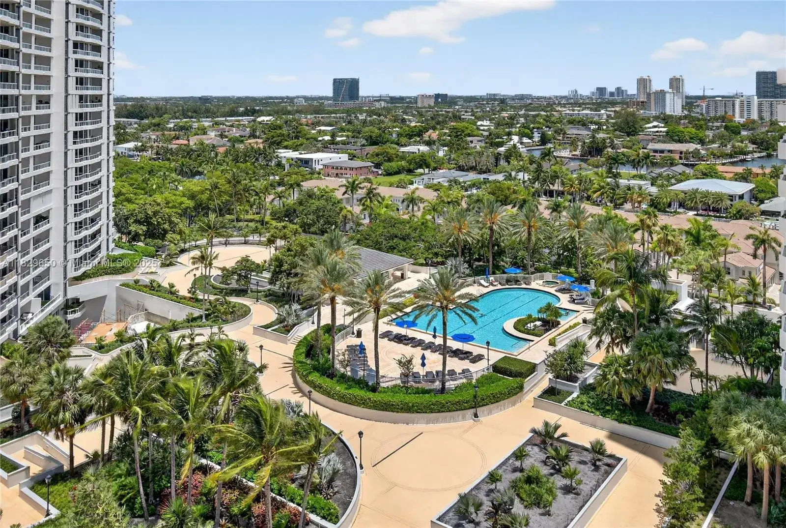 2 bedroom 2 bath Residential for sale at 21150 Point Pl # 1505, Aventura FL 33180