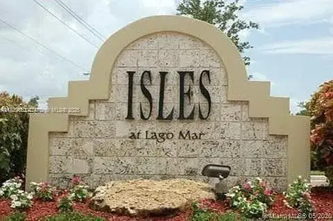 2 bedroom 2 bath Residential for sale at 12870 Vista Isles Dr # 521, Sunrise FL 33325