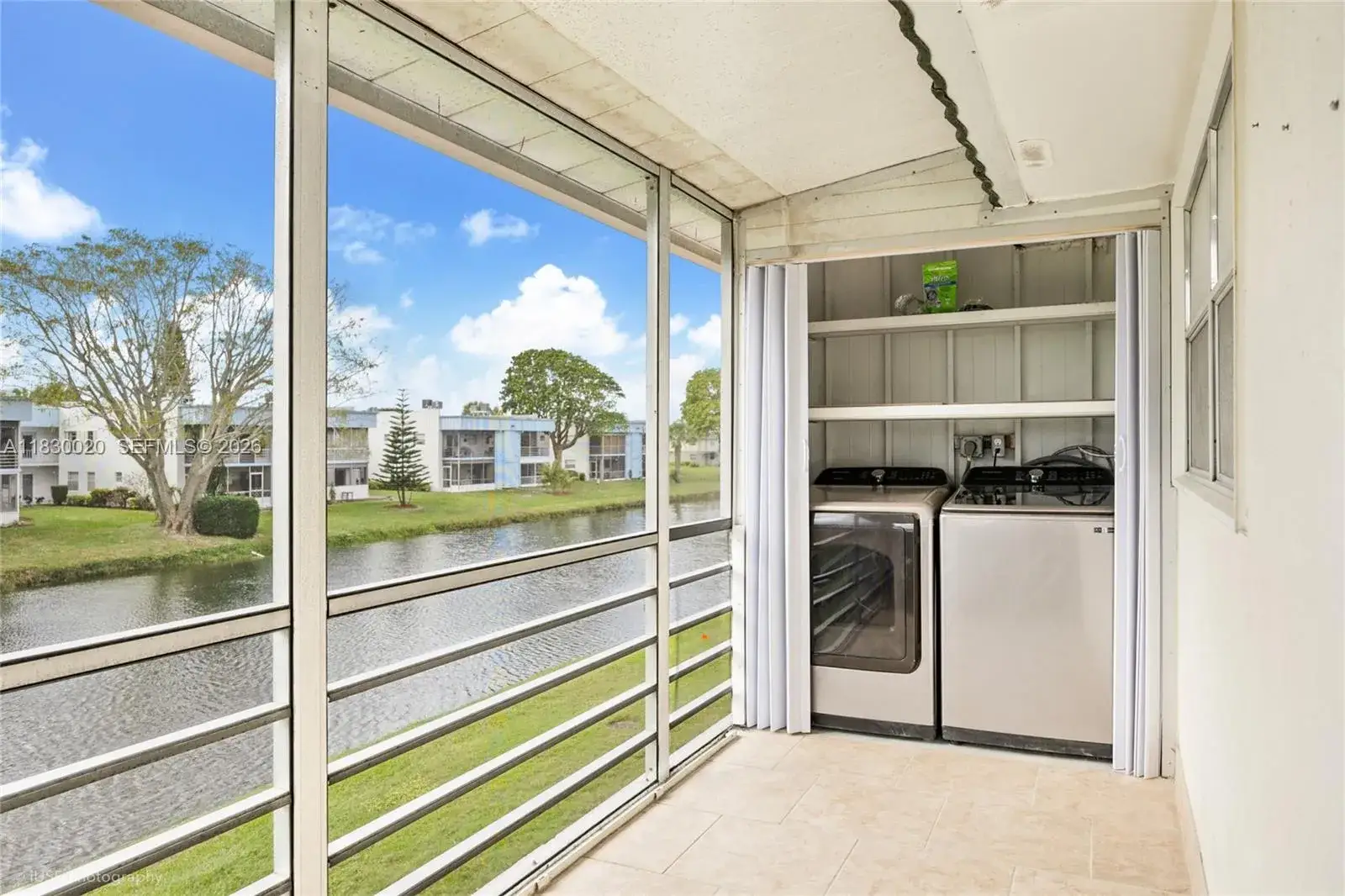 2 bedroom 2 bath Residential for sale at 369 Saxony H # 369H, Delray Beach FL 33446