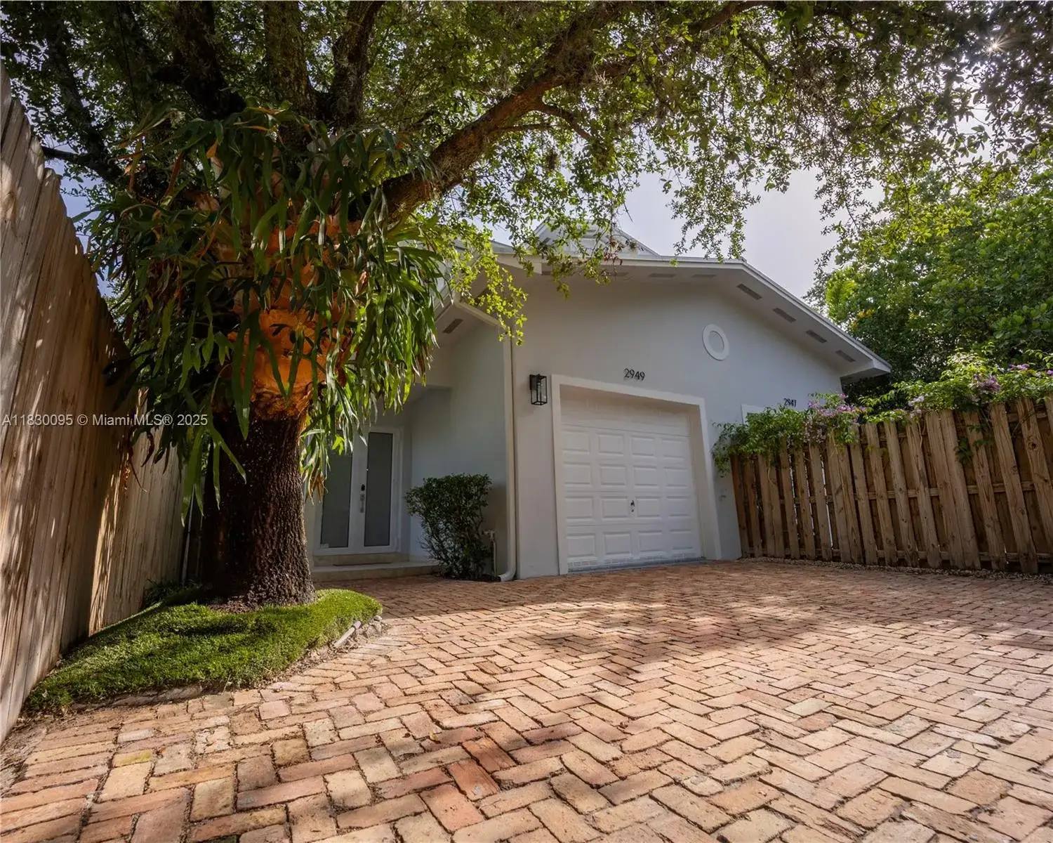 3 bedroom 2 bath Residential for sale at 2949 Shipping Ave # 2949, Miami FL 33133