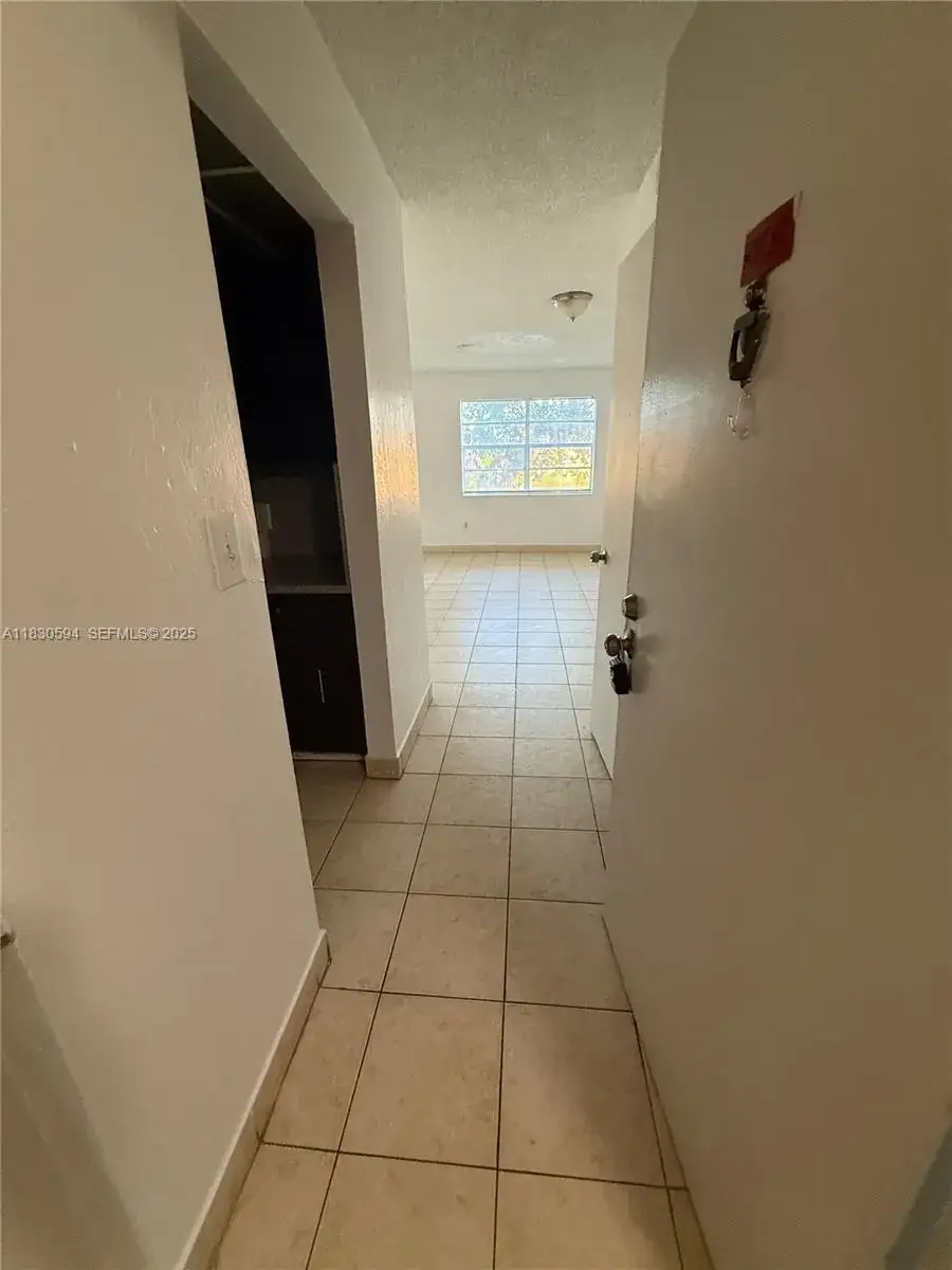 2 bedroom 1 bath Residential for sale at 1305 W 53rd St # 406, Hialeah FL 33012