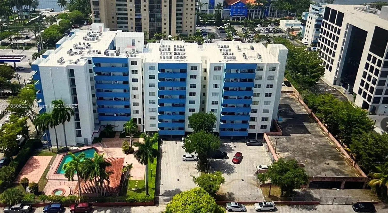 1 bedroom 1 bath Residential for sale at 5050 NW 7th St # 709, Miami FL 33126