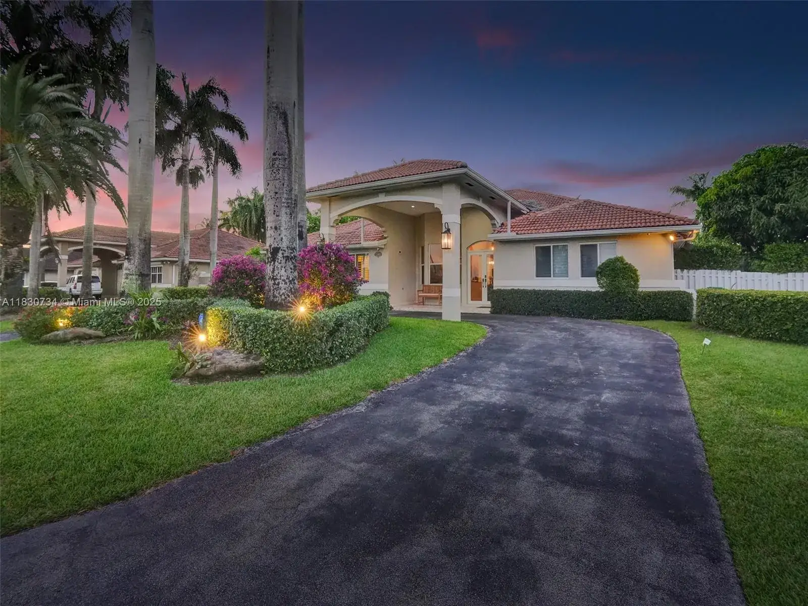 4 bedroom 3 bath Residential Lease for rent at 12401 SW 77th St # 12401, Miami FL 33183