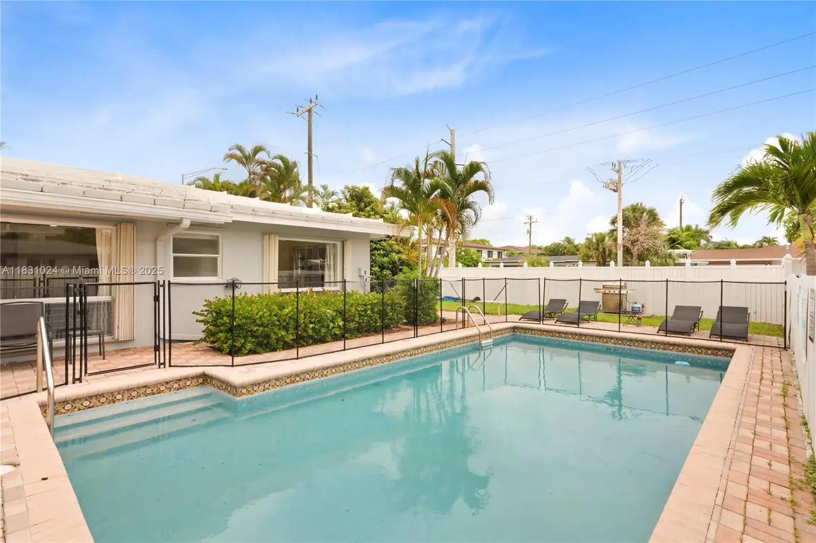 Residential Income for sale at 1761 NE 55th St, Fort Lauderdale FL 33334
