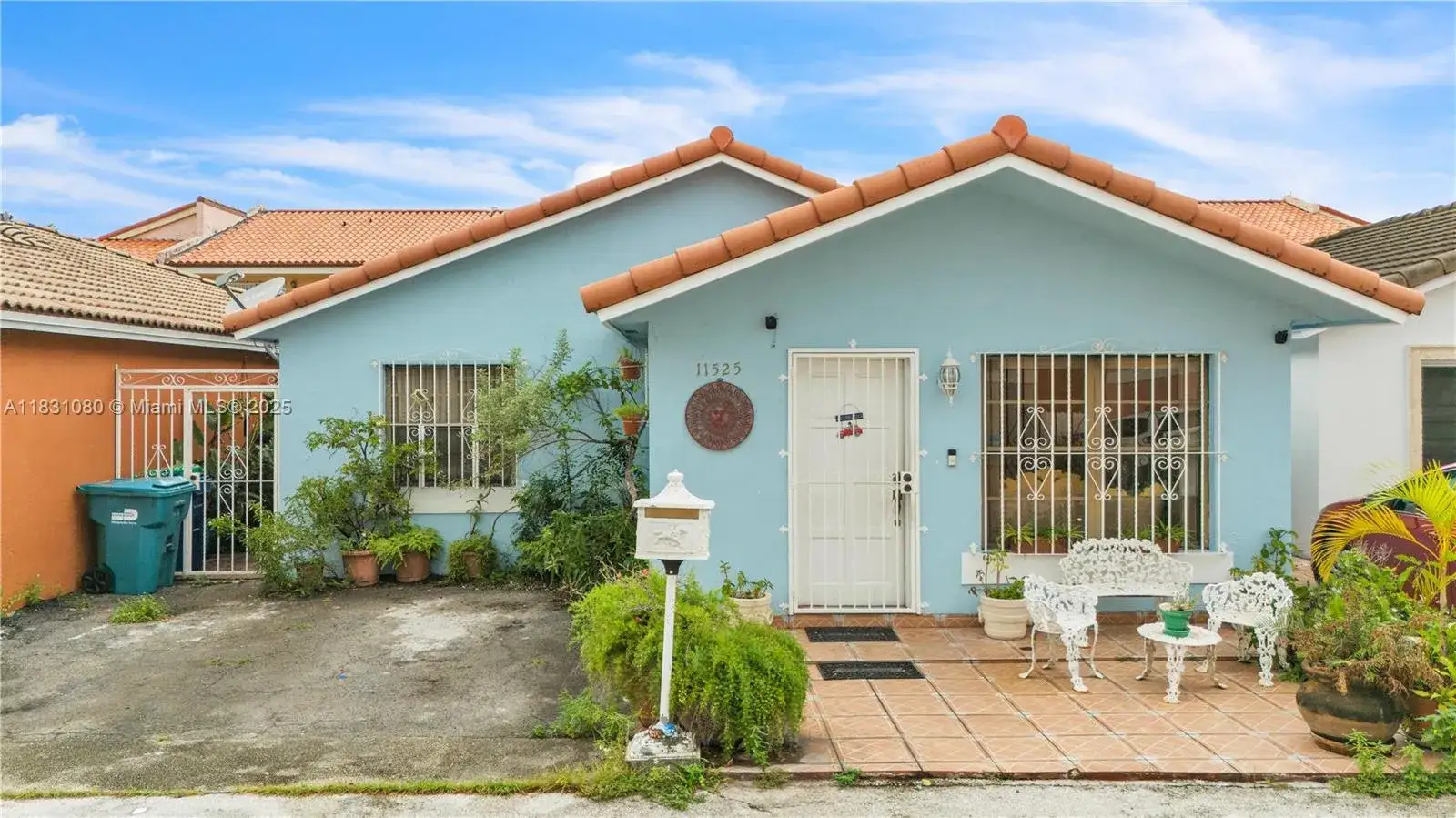 3 bedroom 2 bath Residential for sale at 11525 SW 6th St, Sweetwater FL 33174